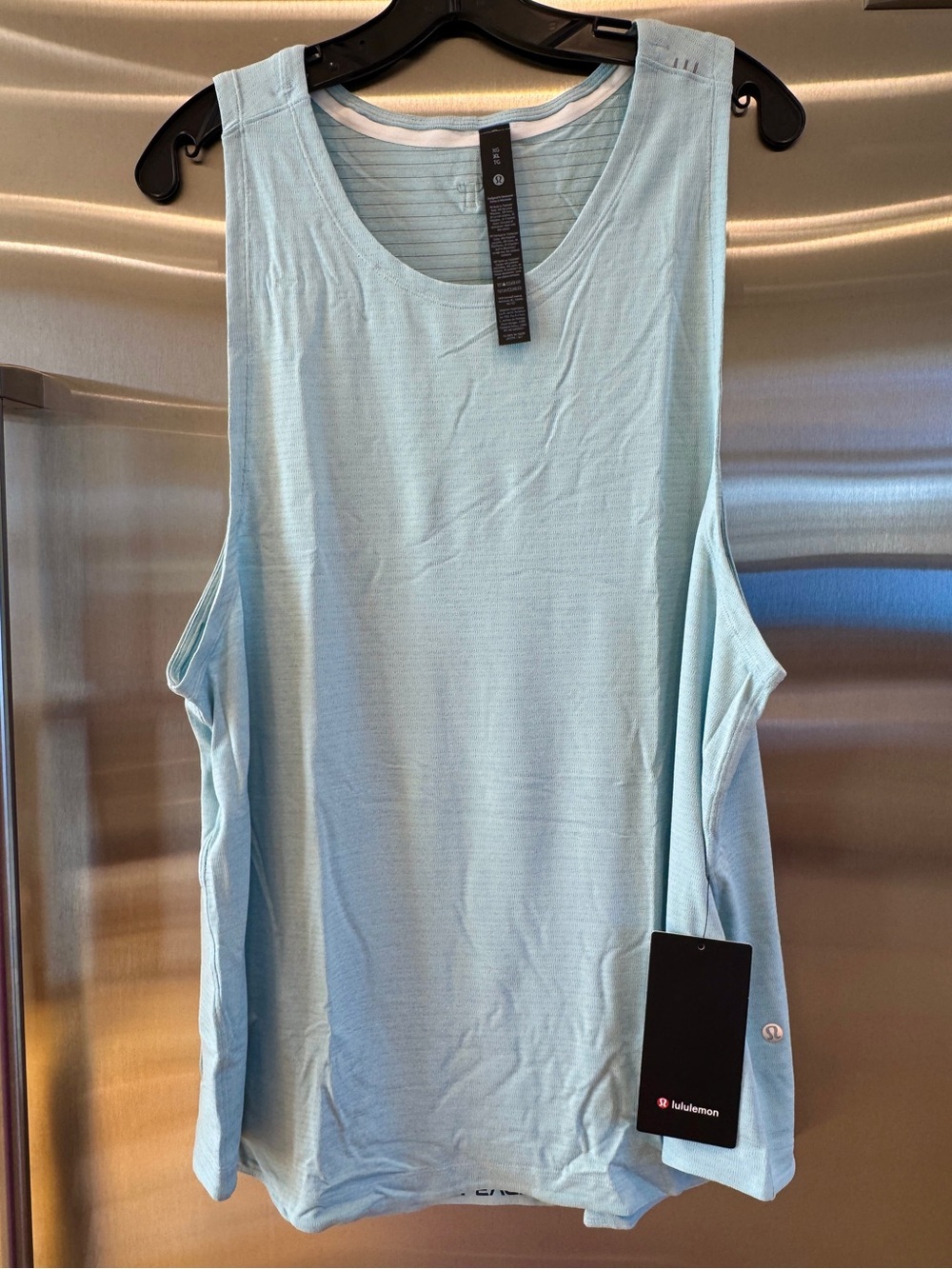 NWT Lululemon License to Train Top , Mens Tank Top in Foam Cloud Light Blue NEW